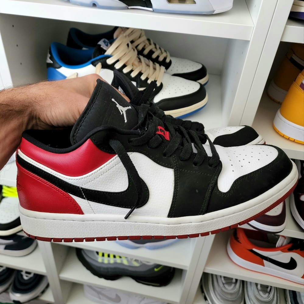 Jordan 1 Low Black Toe Size 11 EUC